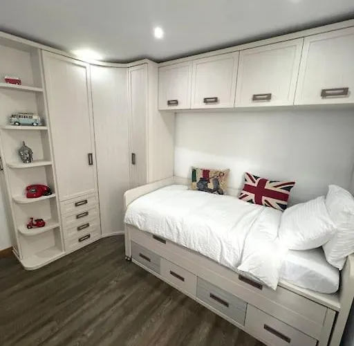 Apartamento Centrico Con Terraza Ebi02919